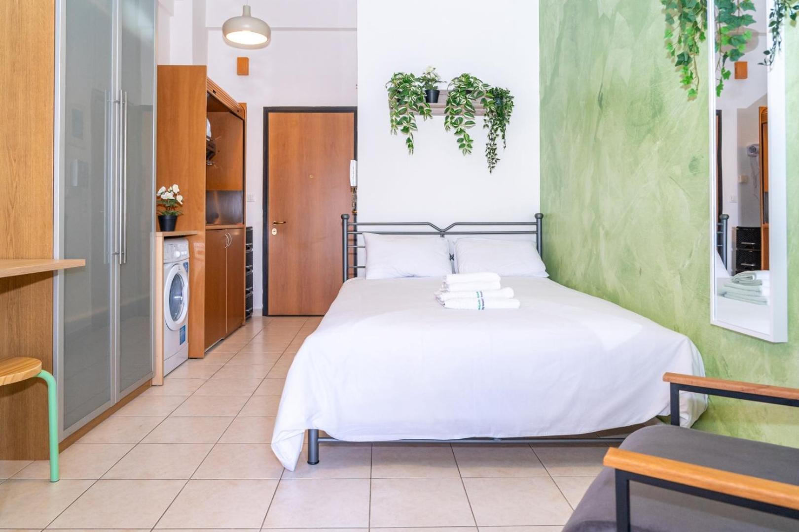 Kosmos Sercvice Apartment Beautiful Studio 2 With Additional Cost Parking 테살로니키 외부 사진